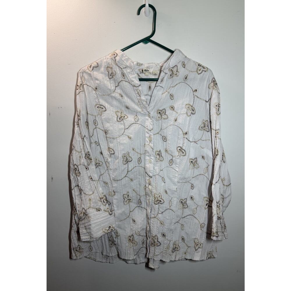 St Johns Bay Womens XL White Embroidered Boho Blouse 3/4 Sleeve Button Front